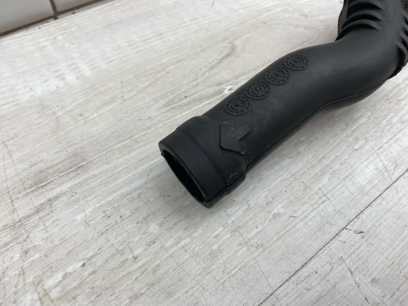 Патрубок воздушный GL 2008 X164 273.963