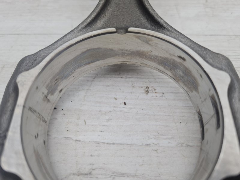 Поршень с шатуном Challenger 2011 LC ERB Поршень с шатуном Challenger 2011 LC ERB