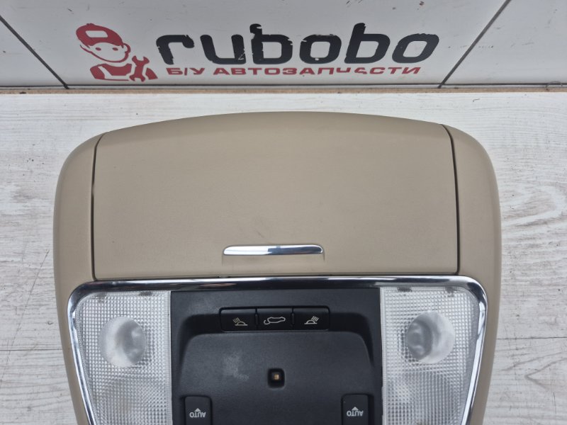 Плафон освещения Grand Cherokee 2015 WK2 EXF