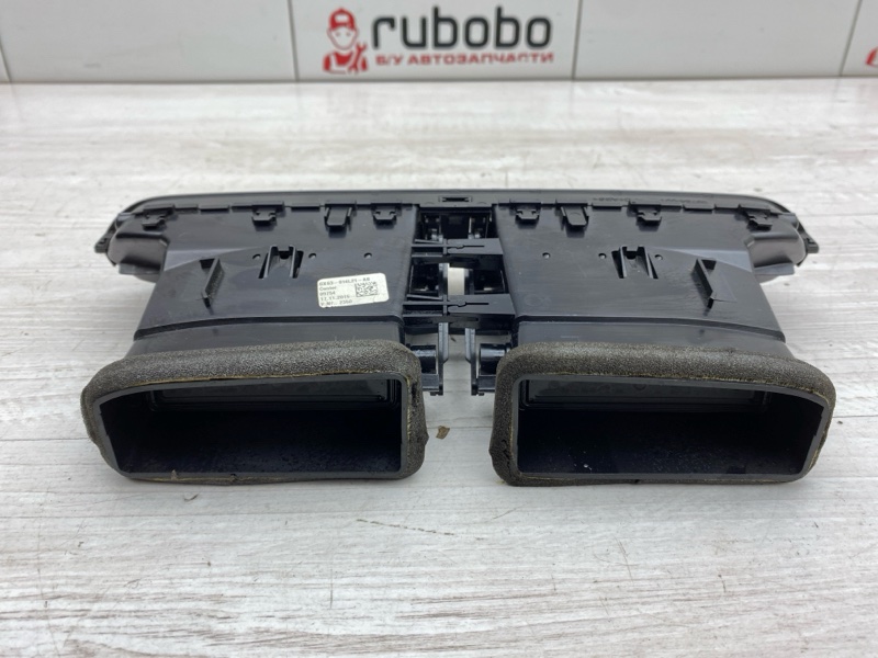 Дефлектор центральный Jaguar XF X260 306PS