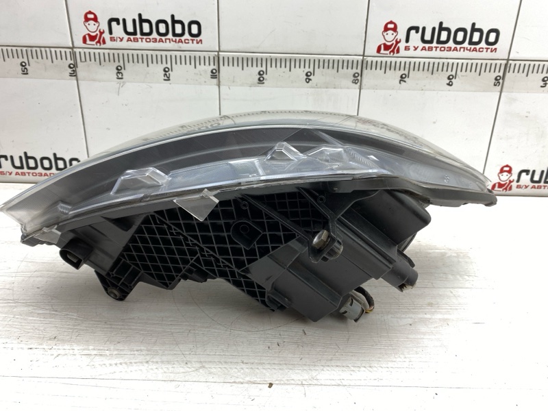 Фара левая Vito 2015 W447 622.951