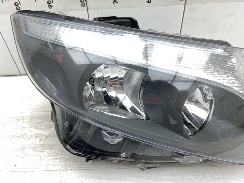 Фара правая Mercedes-Benz Vito W447 622.951