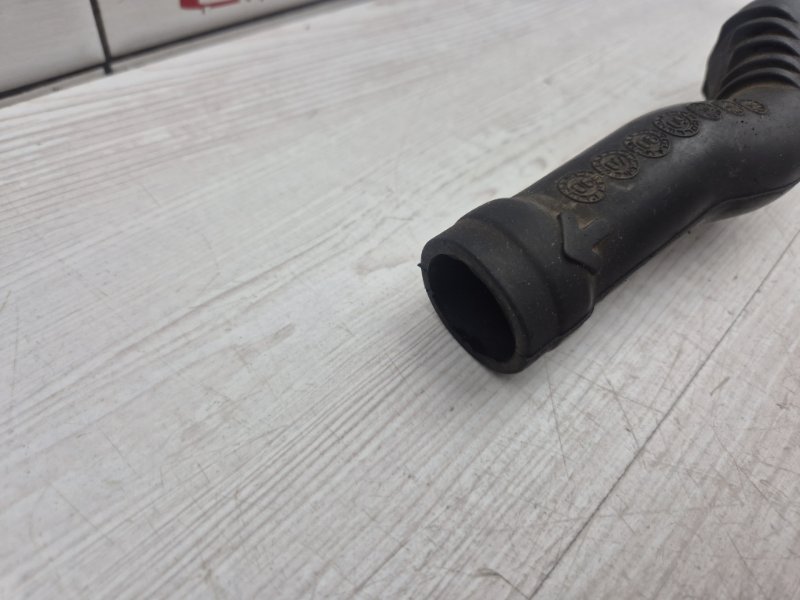 Патрубок воздушный GL 2012 X164 273.963