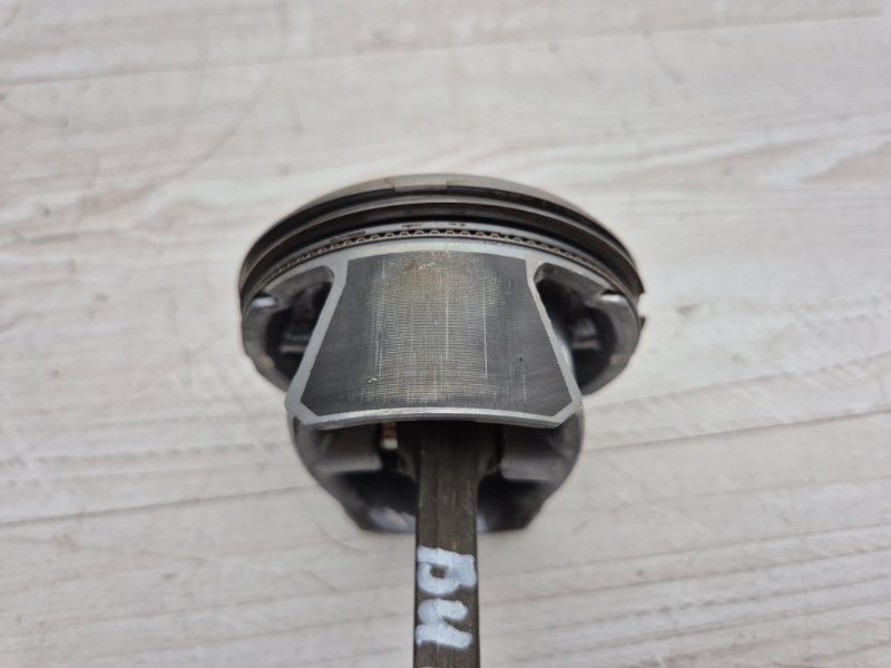 Поршень с шатуном Grand Cherokee 2015 WK2 ERB