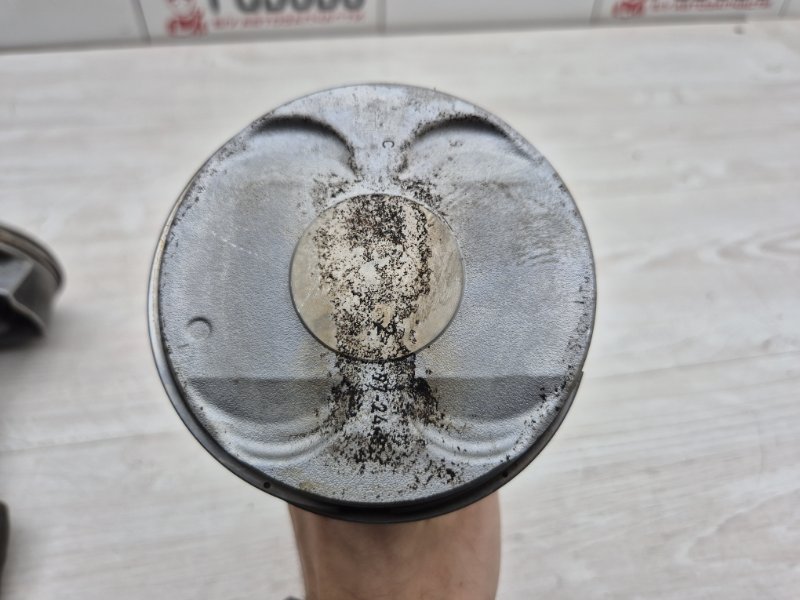 Поршень с шатуном Grand Cherokee 2015 WK2 ERB