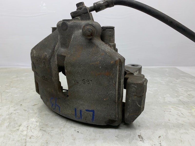 Суппорт vw passat. Тормозной суппорт volkswagen. Суппорт 965 volkswagen. Суппорт тормозной polo седан. Суппорт фольксваген.