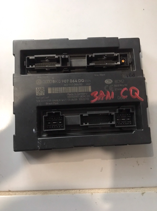 Блок bcm Audi A4 8K (б/у) Блок bcm Audi A4 8K (б/у)