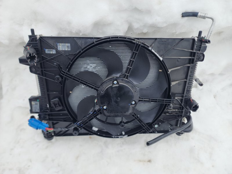 Кассета радиаторов C5 2020-2024 T19C Кассета радиаторов C5 2020-2024 T19C