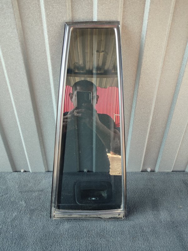 Стекло двери заднее правое Nissan Patrol 2014-2023 Y62 822205ZA0A контрактная