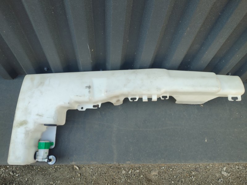 Бачок омывателя Nissan Patrol 2014-2023 Y62 289101LL0A контрактная