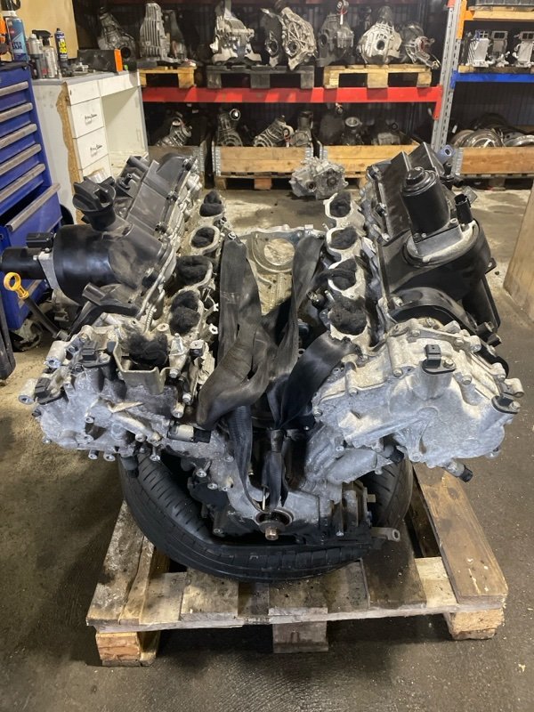 Двигатель Nissan Patrol 2010-2019 Y62 VK56VD 101021LA0A контрактная