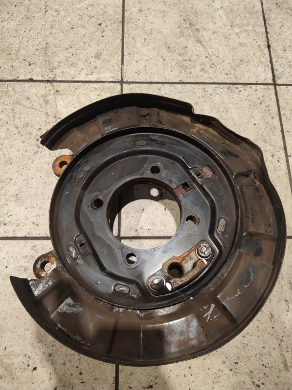 Кулак задний правый Patrol 2010-2019 Y62 Кулак задний правый Patrol 2010-2019 Y62