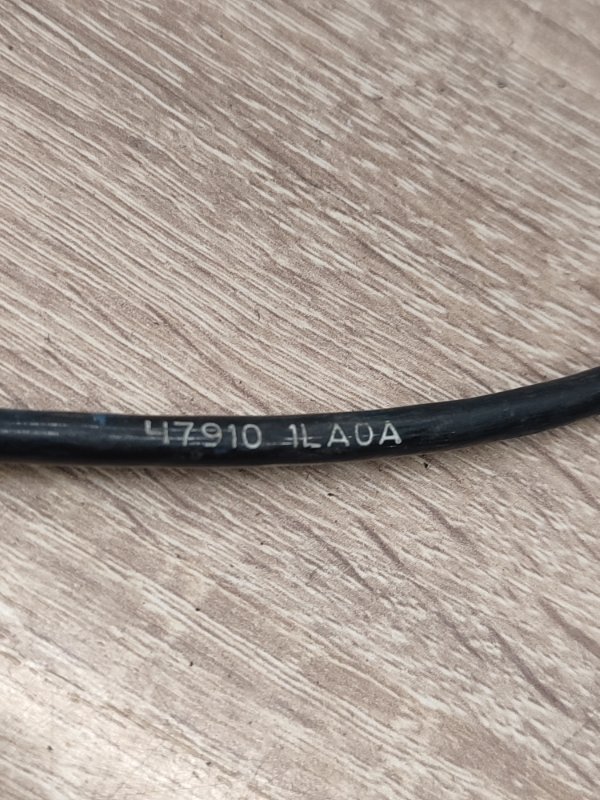 Датчик ABS передний Nissan Patrol Y62