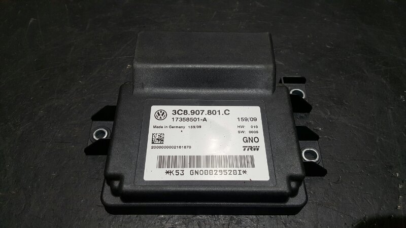 Блок управления стояночным тормозом Passat CC 2010 2.0 TFSI