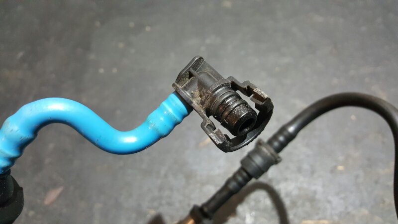 Клапан вентиляции топливного бака Passat CC 2010 2.0 TFSI