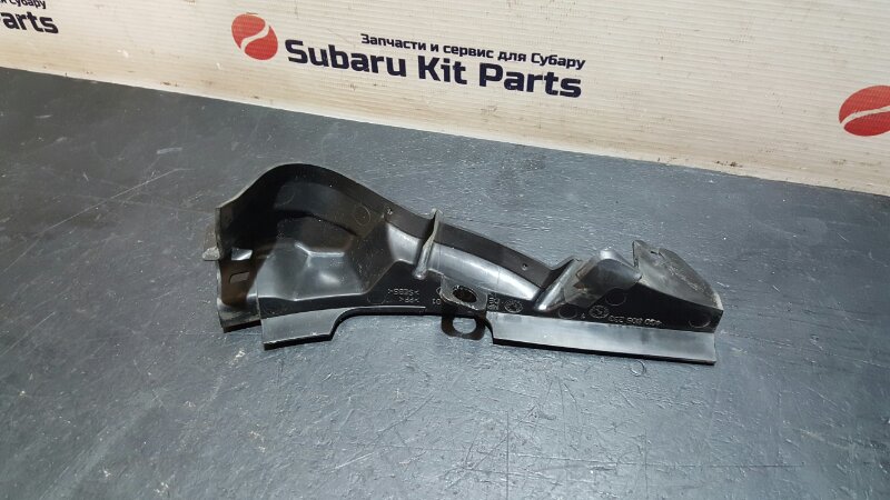 Накладка пластиковая AUDI A7 2011 4G CGW 4G0805233 Б/У