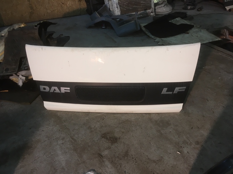 Капот Daf Lf 45 2005 (б/у) Капот Daf Lf 45 2005 (б/у)
