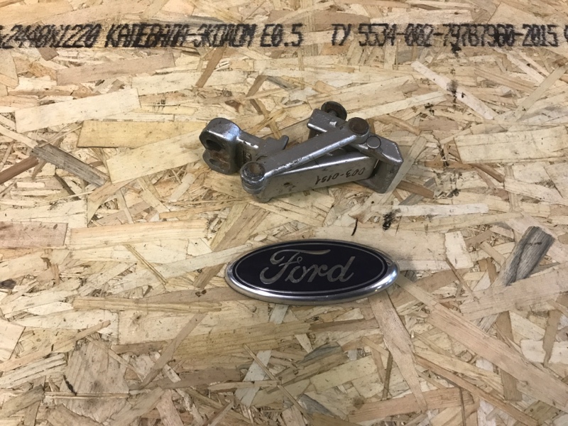 Петля двери Ford Transit 2000/2014 задняя правая (б/у)
