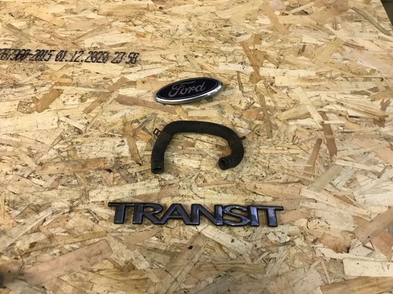 Патрубок (б/у) Патрубок (б/у)