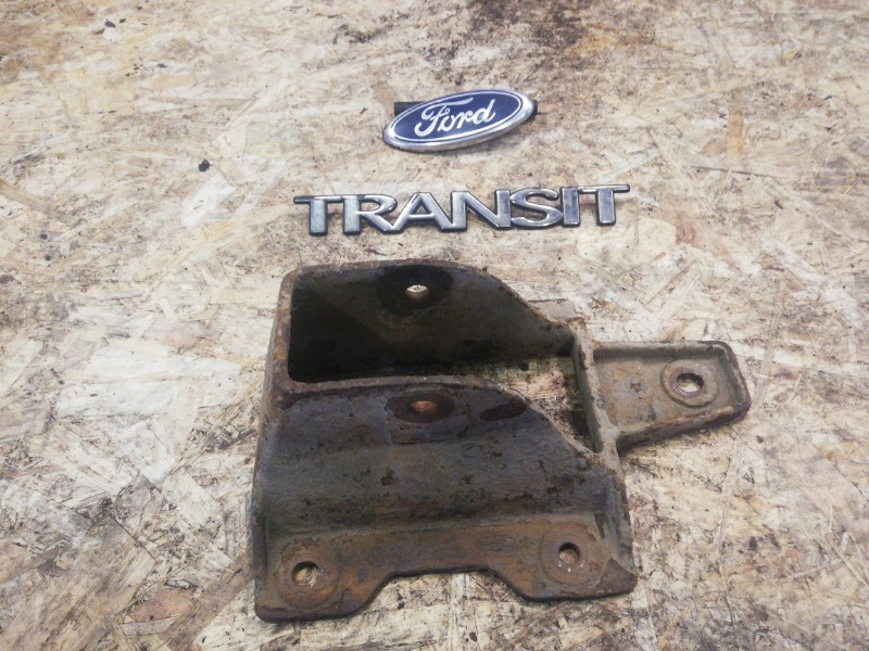 Кронштейн рессоры Ford Transit (б/у)