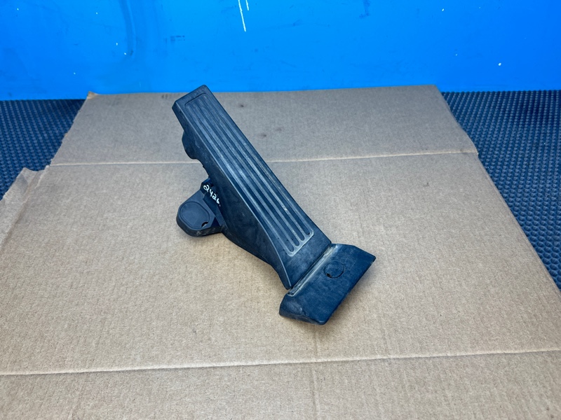 Педаль газа Kia K5 2020 32700l2200 Б/У