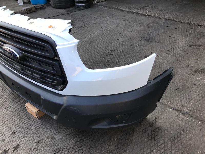 Бампер в сборе передний Ford Transit TTG 2.2