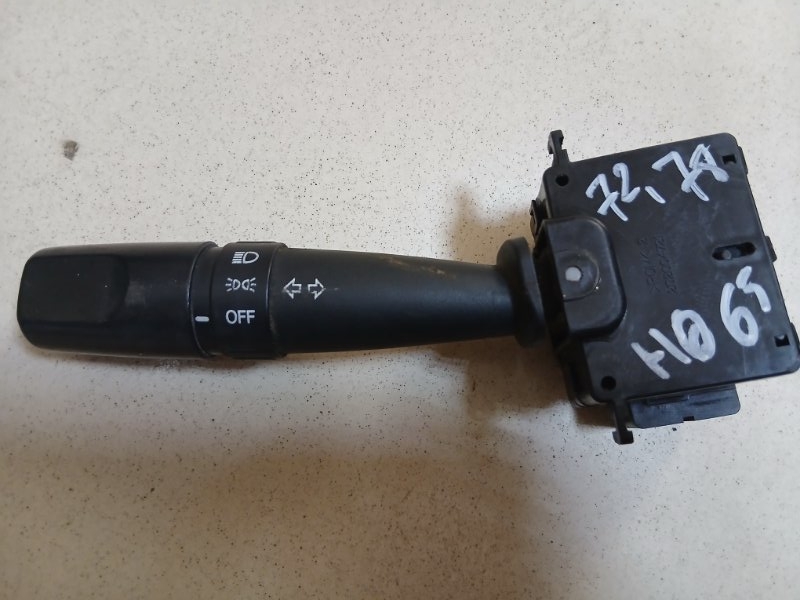 Подрулевой переключатель HYUNDAI HD65/HD72/HD78 (б/у)