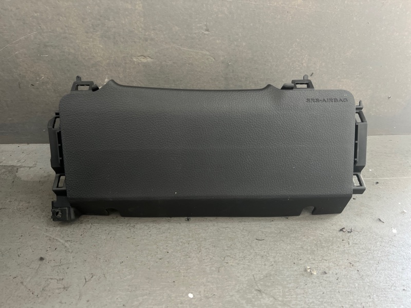 Airbag коленный Subaru Levorg VM4 FB16 2015 (б/у)