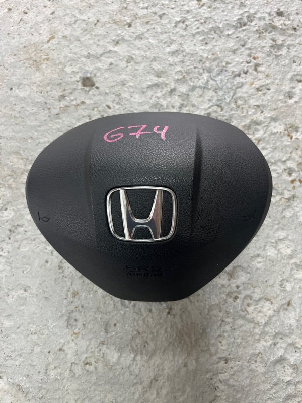 Airbag водительский Honda Fit Shuttle GP2 LDA 2012 (б/у)