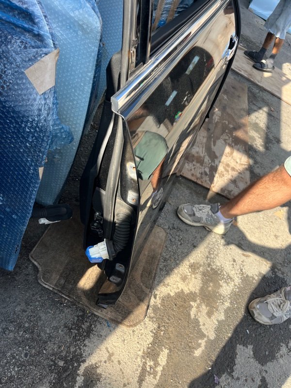 Дверь Mazda Cx7 ER3P L3VDT 2007 передняя левая (б/у) Дверь Mazda Cx7 ER3P L3VDT 2007 передняя левая (б/у)