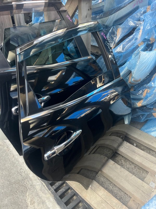 Дверь Nissan fuga KY51 VQ37VHR 2010 задняя правая (б/у)