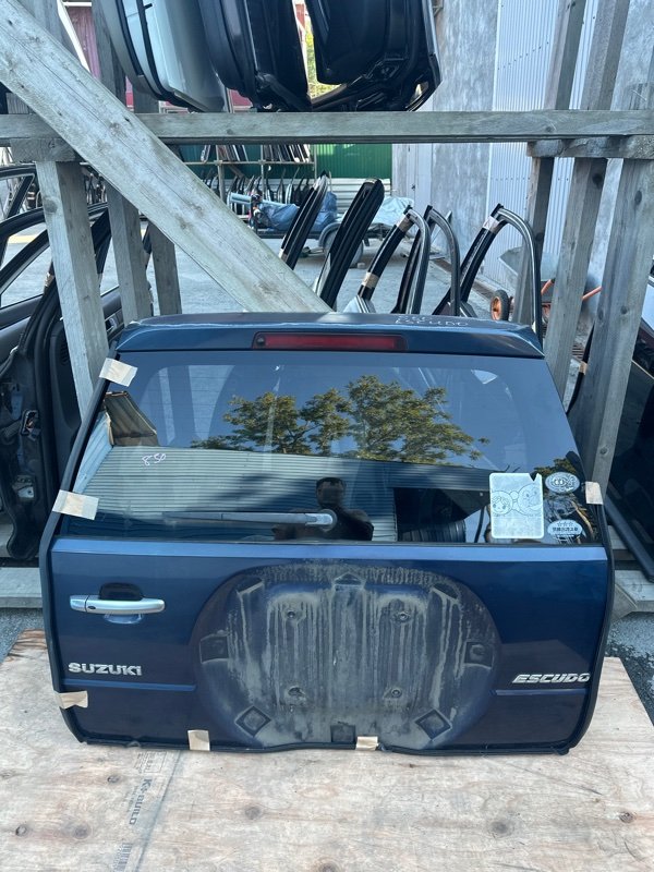 Дверь 5-я Suzuki Escudo TD54 J20A 2007 (б/у)