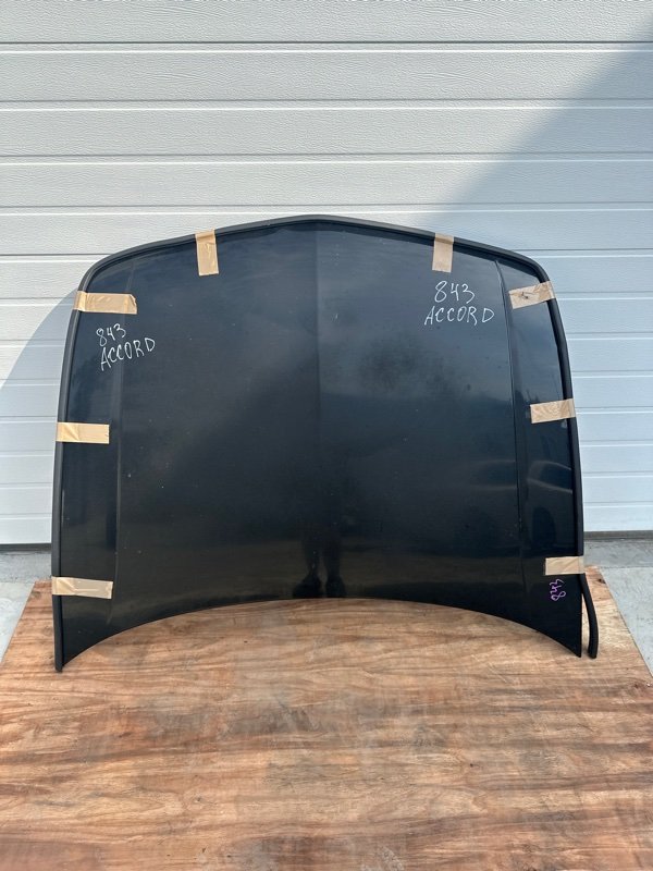 Капот Honda ACCORD CW2 K24A 2010 (б/у) Капот Honda ACCORD CW2 K24A 2010 (б/у)