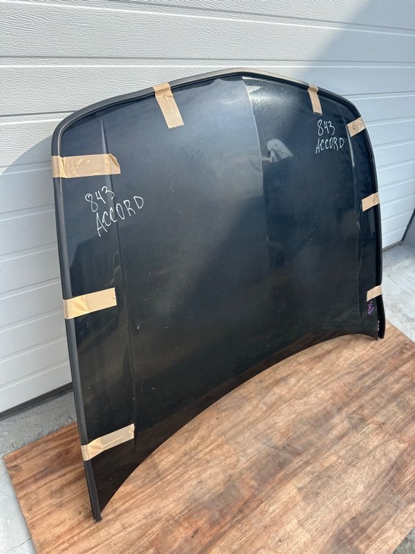 Капот Honda ACCORD CW2 K24A 2010 (б/у) Капот Honda ACCORD CW2 K24A 2010 (б/у)