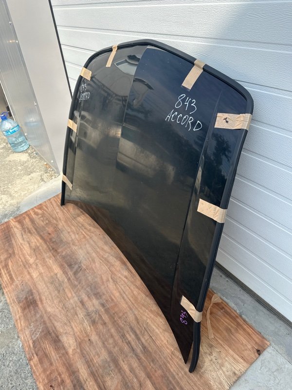 Капот Honda ACCORD CW2 K24A 2010 (б/у) Капот Honda ACCORD CW2 K24A 2010 (б/у)