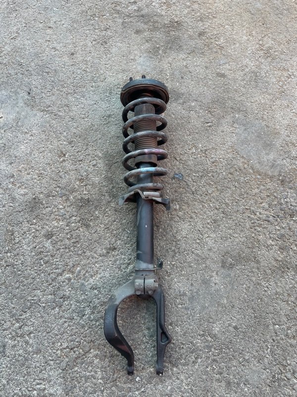 Стойка Honda ACCORD CW2 K24A 2010 передняя правая (б/у) Стойка Honda ACCORD CW2 K24A 2010 передняя правая (б/у)