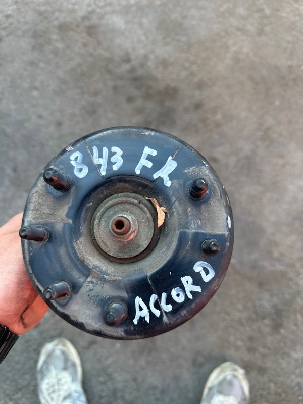 Стойка Honda ACCORD CW2 K24A 2010 передняя правая (б/у) Стойка Honda ACCORD CW2 K24A 2010 передняя правая (б/у)