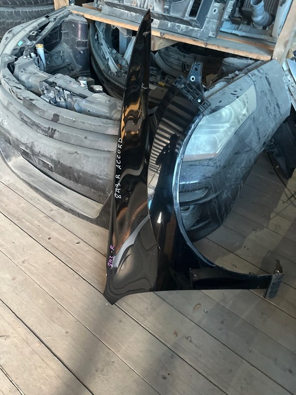 Крыло Honda ACCORD CW2 K24A 2010 переднее правое (б/у) Крыло Honda ACCORD CW2 K24A 2010 переднее правое (б/у)