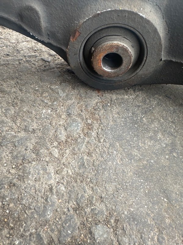 Рычаг Honda ACCORD CW2 K24A 2010 передний левый (б/у) Рычаг Honda ACCORD CW2 K24A 2010 передний левый (б/у)