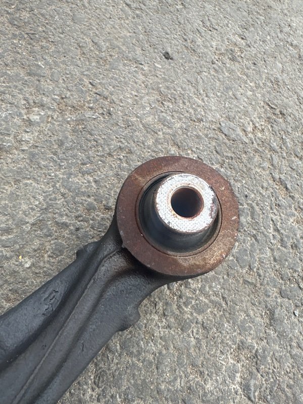 Рычаг Honda ACCORD CW2 K24A 2010 передний правый (б/у) Рычаг Honda ACCORD CW2 K24A 2010 передний правый (б/у)