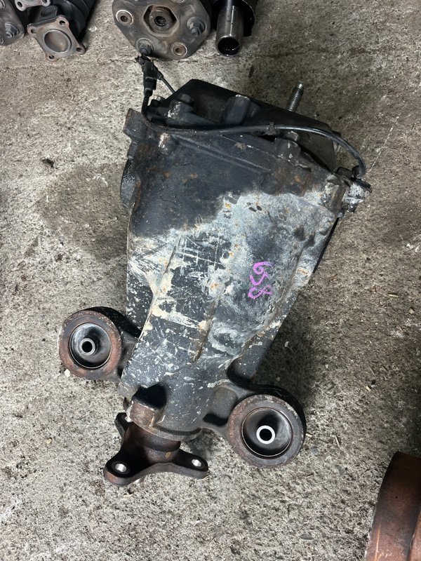 Редуктор Nissan fuga KY51 VQ37VHR 2011 задний (б/у)