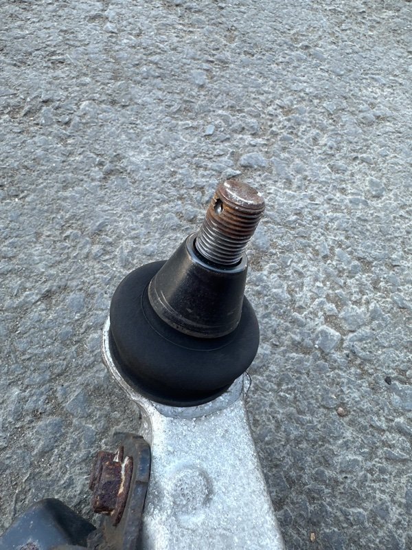 Рычаг Nissan fuga KY51 VQ37VHR 2009 передний правый (б/у) Рычаг Nissan fuga KY51 VQ37VHR 2009 передний правый (б/у)