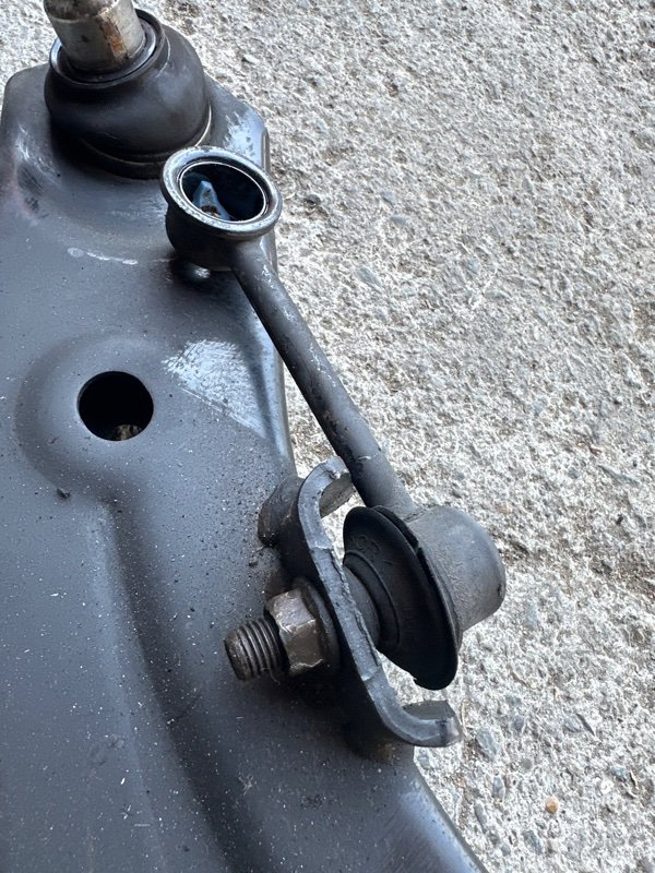 Рычаг Mazda Cx7 ER3P L3VDT 2007 передний правый (б/у) Рычаг Mazda Cx7 ER3P L3VDT 2007 передний правый (б/у)