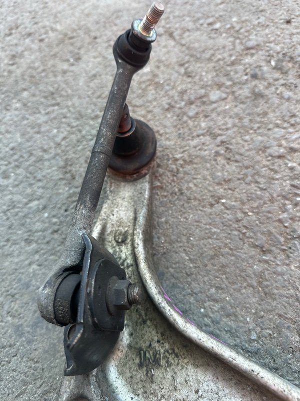 Рычаг Nissan fuga KY51 VQ37VHR 2010 задний левый (б/у) Рычаг Nissan fuga KY51 VQ37VHR 2010 задний левый (б/у)