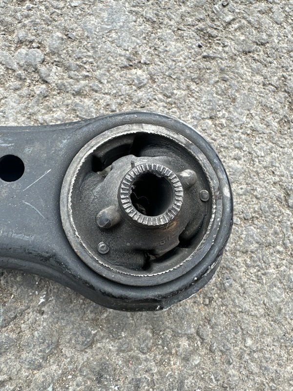 Рычаг Toyota Camry ACV40 2AZFE 2008 передний левый (б/у) Рычаг Toyota Camry ACV40 2AZFE 2008 передний левый (б/у)