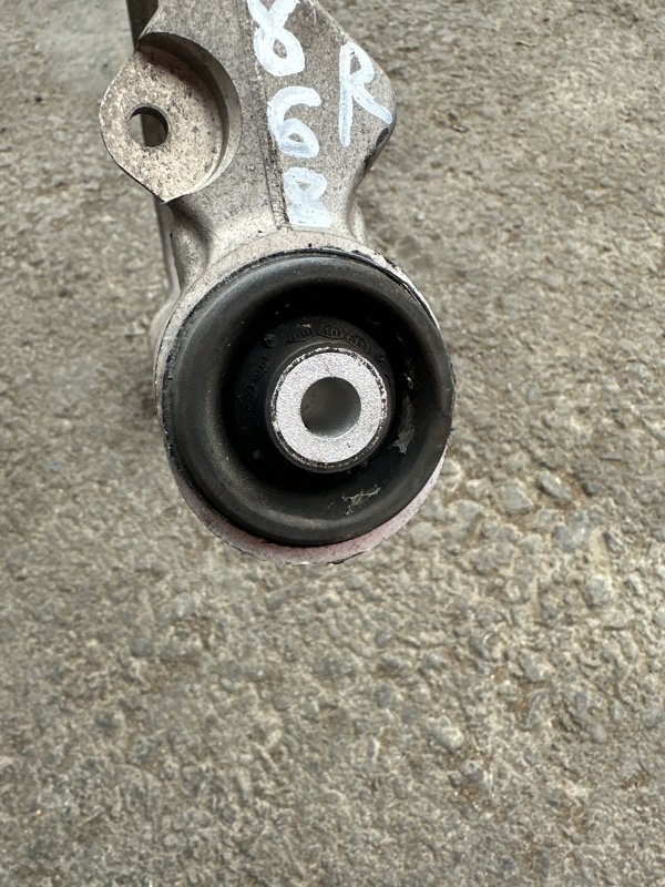 Рычаг BMW x5 FE30-0LK95948 N52B30AF 2008 передний правый (б/у) Рычаг BMW x5 FE30-0LK95948 N52B30AF 2008 передний правый (б/у)