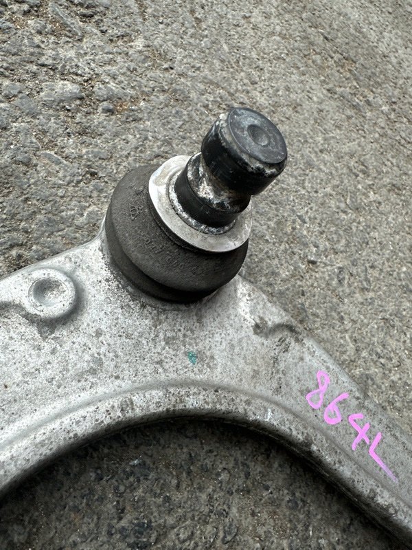 Рычаг BMW x5 E70 M57D30A 2012 передний левый (б/у) Рычаг BMW x5 E70 M57D30A 2012 передний левый (б/у)