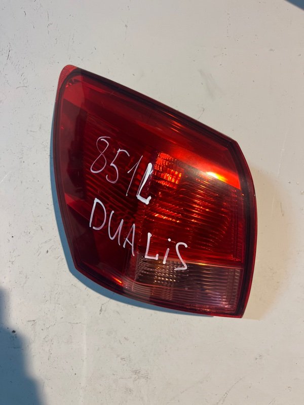 Стоп-сигнал Nissan DUALIS KNJ10 MR20DE 2008 задний левый (б/у)