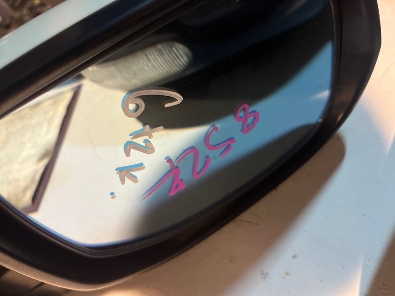 Зеркало Honda ACCORD CW2 K24A 2010 правое (б/у) Зеркало Honda ACCORD CW2 K24A 2010 правое (б/у)