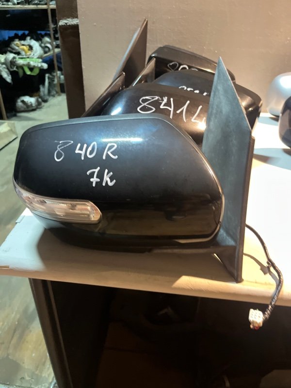Зеркало Mazda Cx7 ER3P L3VDT 2007 правое (б/у) Зеркало Mazda Cx7 ER3P L3VDT 2007 правое (б/у)